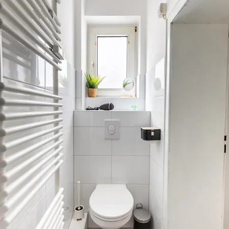 Perfekt Fuer 2! Wifi/ Netflix Apartament *